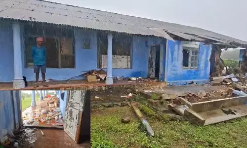 கோவை: வாகமலை எஸ்டேட்டில் மருத்துவமனையை சூறையாடிய யானைகள் கோவை: வாகமலை எஸ்டேட்டில் மருத்துவமனையை சூறையாடிய யானைகள்