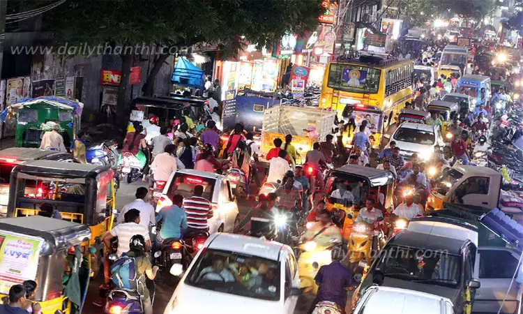 சாலை பணிகள்: தென் மாவட்டங்களுக்குச் செல்வோர், மாற்று வழிகளை பயன்படுத்த அறிவுறுத்தல்