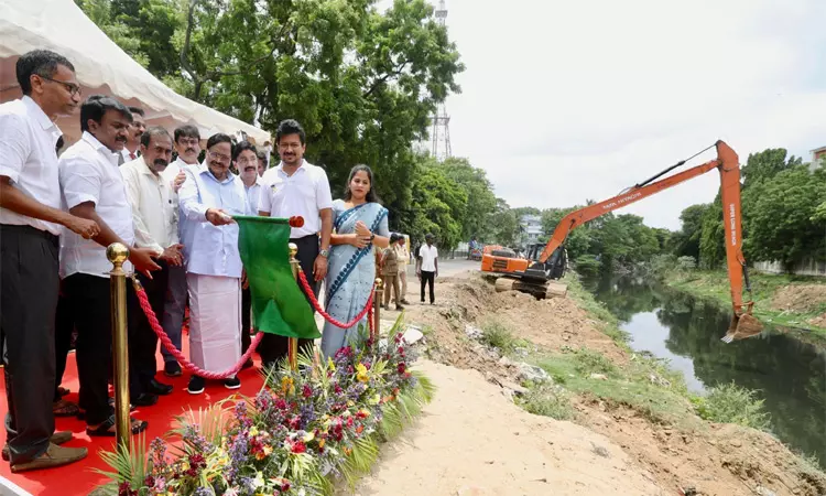 ரூ.31 கோடியில் பக்கிங்ஹாம் கால்வாய் புனரமைக்கும் பணி: துரைமுருகன் தொடங்கி வைத்தார்