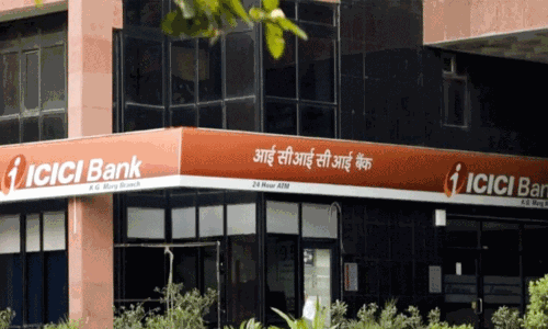 மினிமம் பேலன்ஸ் விவகாரம்: கடும் எதிர்ப்பால் பின்வாங்கிய ஐசிஐசிஐ வங்கி மினிமம் பேலன்ஸ் விவகாரம்: கடும் எதிர்ப்பால் பின்வாங்கிய ஐசிஐசிஐ வங்கி