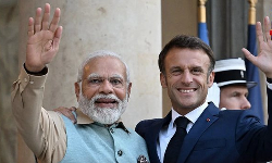 பிரான்ஸ் அதிபர் சுதந்திர தின வாழ்த்து