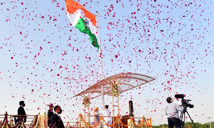 பிரமாண்ட இசையுடன் கொடி வணக்கம் பிரதமர் மோடி 21... ... இன்றைய முக்கிய செய்திகள் சில வரிகளில்.. 15-08-2025 பிரமாண்ட இசையுடன் கொடி வணக்கம் பிரதமர் மோடி 21... ... இன்றைய முக்கிய செய்திகள் சில வரிகளில்.. 15-08-2025