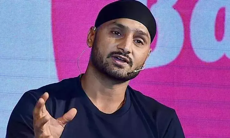 ஆசிய கோப்பை: பாகிஸ்தானுக்கு எதிரான ஆட்டத்தை இந்தியா புறக்கணிக்க வேண்டும்  ஹர்பஜன் சிங்