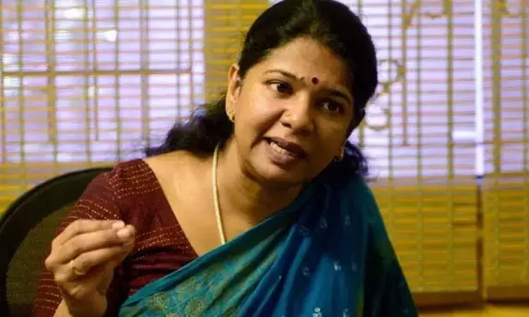 ரெயில் விபத்து: மீட்புப் பணிகளை முதல்-அமைச்சர் துரிதப்படுத்தியுள்ளார் - கனிமொழி தகவல் ரெயில் விபத்து: மீட்புப் பணிகளை முதல்-அமைச்சர் துரிதப்படுத்தியுள்ளார் - கனிமொழி தகவல்