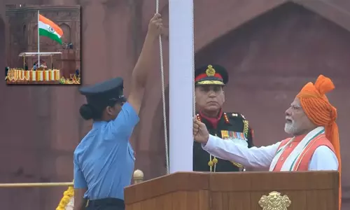 நாடு முழுவதும் 79-வது சுதந்திர தினவிழா கோலாகலம்