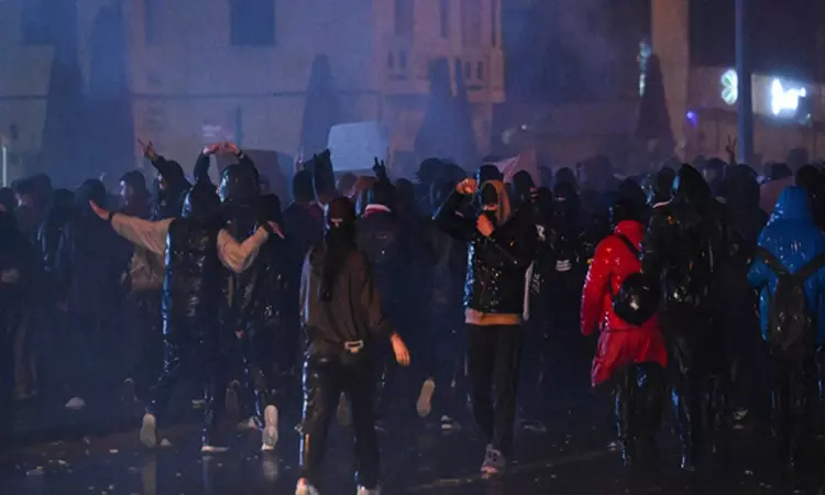 துருக்கியில் ஊழல் குற்றச்சாட்டு வழக்கில் மேயர் உள்பட 40 பேர் கைது