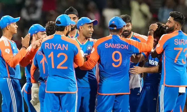 ஆசிய கோப்பை: இந்திய அணியின் பிளேயிங் லெவனை தேர்வு செய்த முன்னாள் வீரர்.. யாருக்கெல்லாம் இடம் தெரியுமா..? ஆசிய கோப்பை: இந்திய அணியின் பிளேயிங் லெவனை தேர்வு செய்த முன்னாள் வீரர்.. யாருக்கெல்லாம் இடம் தெரியுமா..?