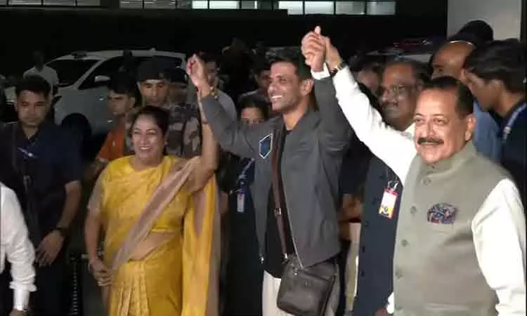 இந்தியாவுக்கு வந்து சேர்ந்த சுபான்ஷு சுக்லாவுக்கு உற்சாக வரவேற்பு