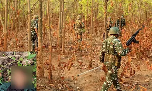 தலைக்கு ரூ. 2 லட்சம் சன்மானம் அறிவிக்கப்பட்ட நக்சலைட்டு சுட்டுக்கொலை