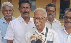 அரசுப் பள்ளிக்கு ரூ.2 கோடி மதிப்பிலான நிலத்தை நன்கொடையாக வழங்கிய முன்னாள் மாணவர்