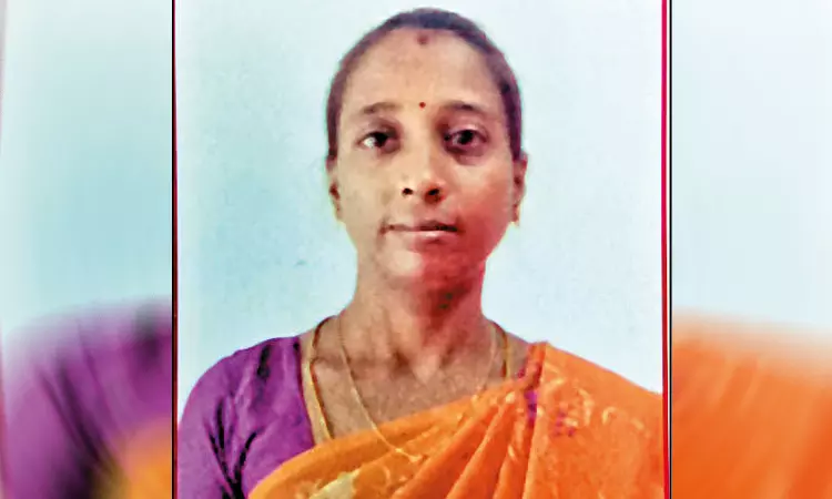 ‘யூடியூப்’ பார்த்து பங்கு சந்தையில் முதலீடு.. லட்சங்களை இழந்த பெண்.. அடுத்து நடந்த கொடூரம்