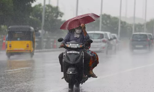 சென்னையின் பல்வேறு பகுதிகளில் மழை