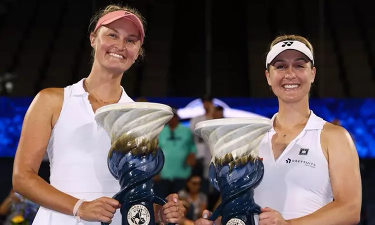 சின்சினாட்டி ஓபன் டென்னிஸ்: மகளிர் இரட்டையர் பிரிவில் எரின் ரூட்லிப் ஜோடி சாம்பியன்