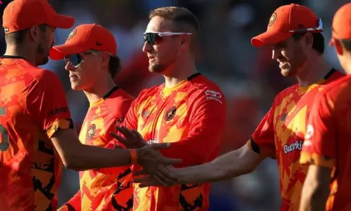 தி ஹண்ட்ரட் கிரிக்கெட் லீக்:  லண்டன் ஸ்பிரிட் அணியை வீழ்த்திய பர்மிங்காம் பீனிக்ஸ்