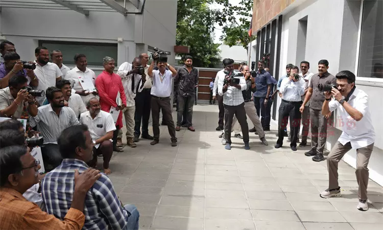 உலக புகைப்பட தினம்: புகைப்பட கலைஞர்களை போட்டோ... ... இன்றைய முக்கிய செய்திகள்.. சில வரிகளில்.. 19-08-2025