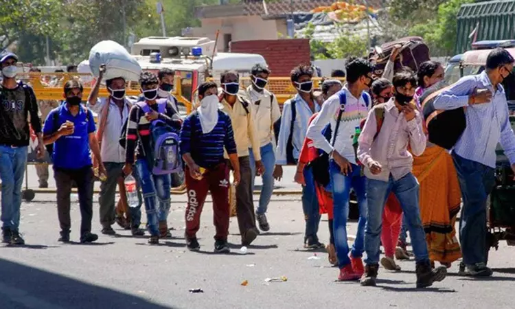 மே.வங்கத்திற்கு திரும்பும் தொழிலாளர்களுக்கு மாதம்  ரூ. 5 ஆயிரம் வழங்கப்படும் :  மம்தா  அறிவிப்பு