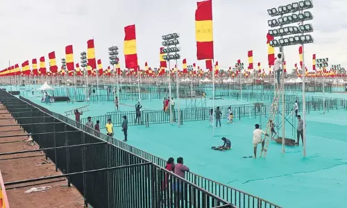 மதுரையில் நாளை த.வெ.க. மாநாடு