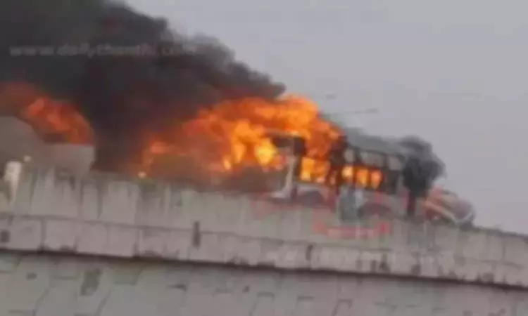 ஆப்கானிஸ்தான்: சாலை விபத்தில் தீப்பிடித்து எரிந்த... ... இன்றைய முக்கிய செய்திகள்.. சில வரிகளில்.. 20-08-2025