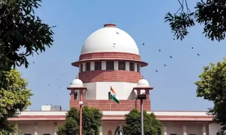 கவர்னர் தபால்காரர் அல்ல: சுப்ரீம் கோர்ட்டில் மத்திய அரசு வாதம் கவர்னர் தபால்காரர் அல்ல: சுப்ரீம் கோர்ட்டில் மத்திய அரசு வாதம்