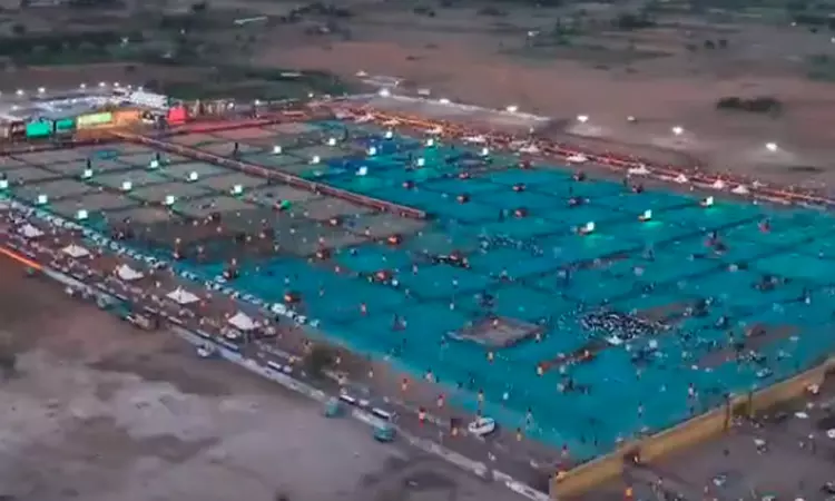 தொண்டர்களுக்கு ‘ஸ்நாக்ஸ் பாக்ஸ்’... ... இந்தக் கூட்டம் ஓட்டாக மட்டும் அல்ல; ஆட்சியாளர்களுக்கு  வேட்டாகவும் மாறும்: விஜய்