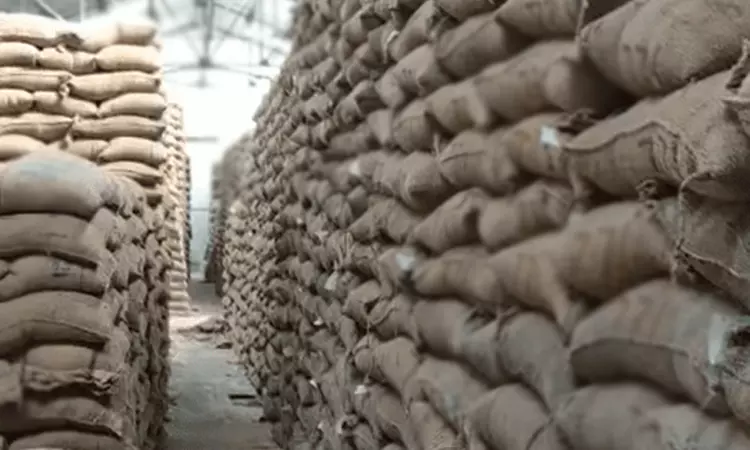 1,538 டன் அரிசியை வீணாக்கிய அதிகாரிகள்: நடவடிக்கை எடுக்க அரசுக்கு சட்டசபை குழு பரிந்துரை