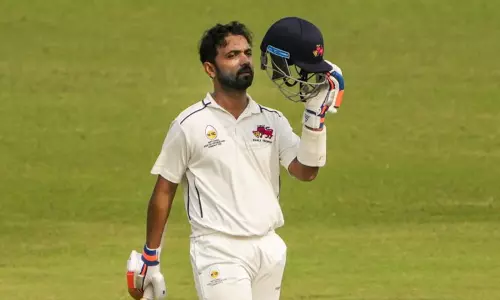 மும்பை அணியின் கேப்டன் பதவியில் இருந்து  திடீரென விலகிய ரகானே