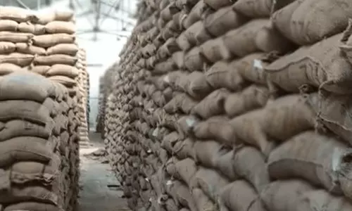 1,538 டன் அரிசியை வீணாக்கிய அதிகாரிகள்: நடவடிக்கை எடுக்க அரசுக்கு சட்டசபை குழு பரிந்துரை