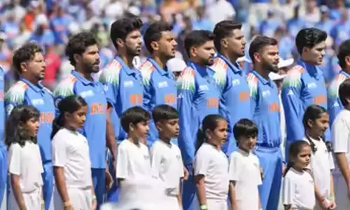 கில் இல்லை.. இந்திய ஒருநாள் அணியின் புதிய கேப்டனாக முன்னணி வீரரை நியமிக்க பி.சி.சி.ஐ. திட்டம் கில் இல்லை.. இந்திய ஒருநாள் அணியின் புதிய கேப்டனாக முன்னணி வீரரை நியமிக்க பி.சி.சி.ஐ. திட்டம்