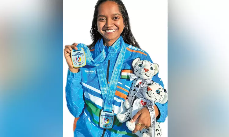 ஆசிய துப்பாக்கி சுடுதல் போட்டியில் தங்கம் வென்ற இந்திய வீராங்கனை ஆசிய துப்பாக்கி சுடுதல் போட்டியில் தங்கம் வென்ற இந்திய வீராங்கனை