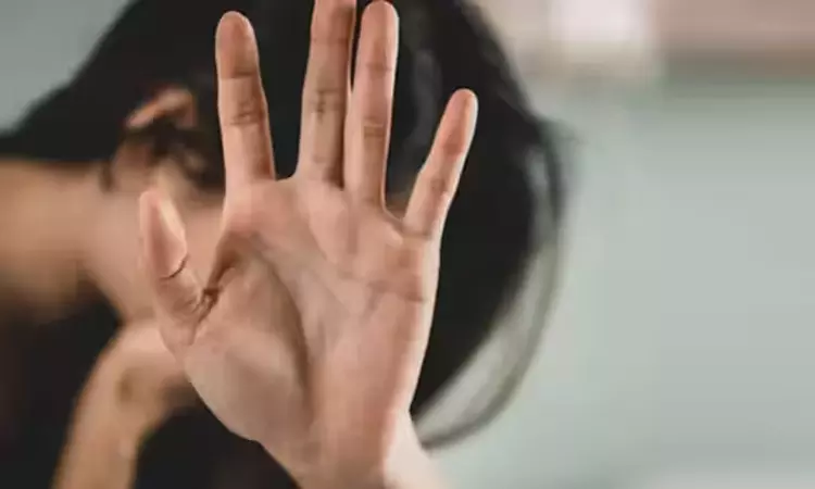 காரில் அழைத்து சென்று பிளஸ்-2 மாணவிக்கு பாலியல் தொல்லை.. ஆசிரியர் செயலால் அதிர்ச்சி