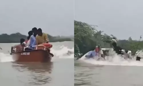 ராஜஸ்தான்:  கனமழையால் கவிழ்ந்த படகு; வைரலான வீடியோ