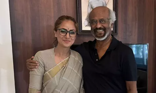 Timeless...Simran happy who met Rajinikanth