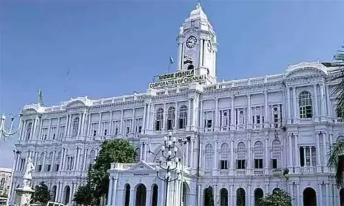 இடையூறின்றி மழைநீர் வடிகால் பணிகள் மேற்கொள்ள ஒப்பந்ததாரர்களுக்கு சென்னை மாநகராட்சி அறிவுறுத்தல் இடையூறின்றி மழைநீர் வடிகால் பணிகள் மேற்கொள்ள ஒப்பந்ததாரர்களுக்கு சென்னை மாநகராட்சி அறிவுறுத்தல்