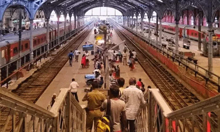 சென்னை எழும்பூர் ரெயில் நிலையத்தில் 7 கிலோ கஞ்சா பறிமுதல்