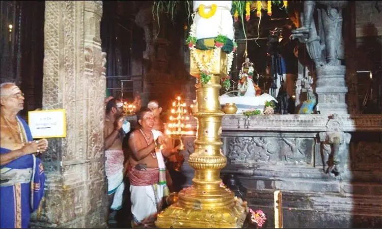நெல்லையப்பர் கோவிலில் ஆவணி மூலத்திருவிழா கொடியேற்றம்