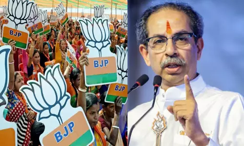 பாஜகவின் முக்காடுகளை ராகுல் காந்தி கிழித்துள்ளார்: உத்தவ் தாக்கரே சாடல் பாஜகவின் முக்காடுகளை ராகுல் காந்தி கிழித்துள்ளார்: உத்தவ் தாக்கரே சாடல்