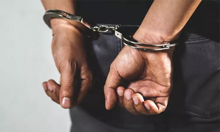 சென்னையில் அதிமுக நிர்வாகிகள் மோதல்சென்னை... ... இன்றைய முக்கிய செய்திகள் சில வரிகளில்.. 25-08-2025