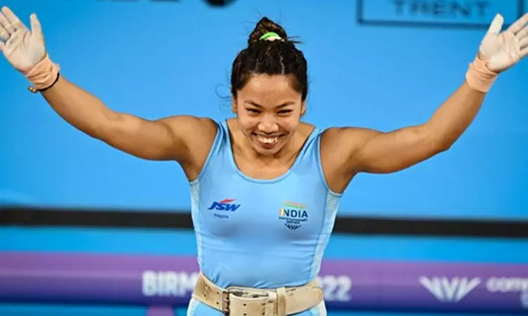 காமன்வெல்த் பளுதூக்கும் போட்டி: இந்திய வீராங்கனை மீராபாய் சானு தங்கம் வென்று அசத்தல்