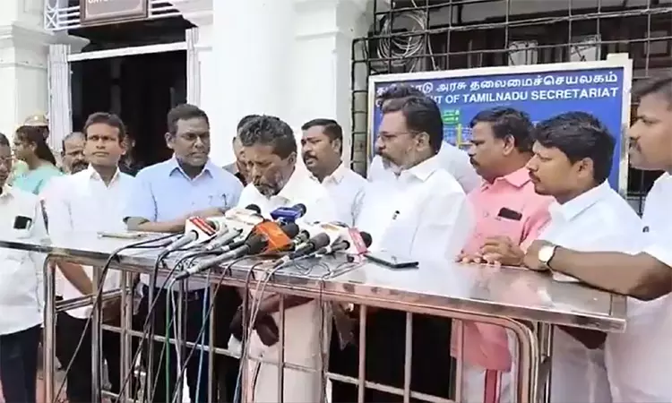 நெல்லை ஆணவக் கொலை:  முதல் அமைச்சர் மு.க.ஸ்டாலினுடன்  கவினின் தந்தை சந்திப்பு