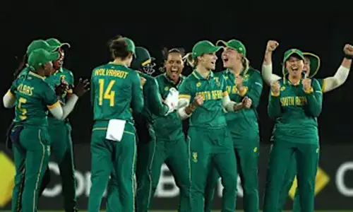 29 வயதில் சர்வதேச கிரிக்கெட்டில் இருந்து ஓய்வு... முடிவை மாற்றி களத்திற்கு திரும்பும் தென் ஆப்பிரிக்க முன்னாள் கேப்டன் 29 வயதில் சர்வதேச கிரிக்கெட்டில் இருந்து ஓய்வு... முடிவை மாற்றி களத்திற்கு திரும்பும் தென் ஆப்பிரிக்க முன்னாள் கேப்டன்