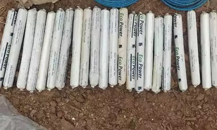 கோவை: 2 டன் எடையுள்ள ஜெலட்டின் குச்சிகள் பறிமுதல்... ... இன்றைய முக்கிய செய்திகள்.. சில வரிகளில்.. 26-08-2025