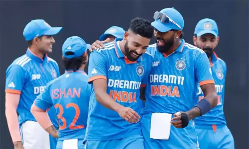 டைட்டில் ஸ்பான்சரில் இருந்து விலகிய டிரீம் 11.. புதிய ஸ்பான்சரை தேடும் பி.சி.சி.ஐ. டைட்டில் ஸ்பான்சரில் இருந்து விலகிய டிரீம் 11.. புதிய ஸ்பான்சரை தேடும் பி.சி.சி.ஐ.