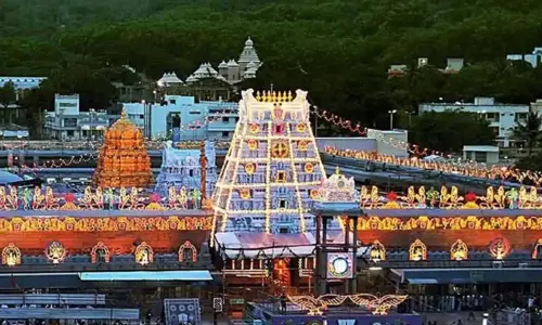 திருப்பதி கோவில் நடை 7ம் தேதி மூடப்படுவதாக அறிவிப்பு