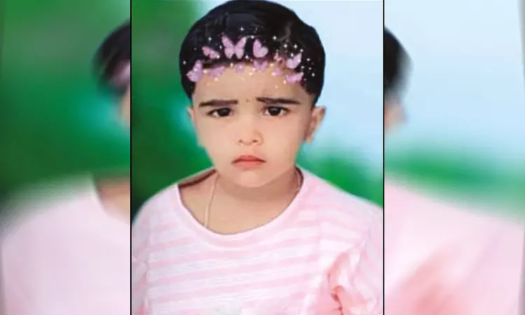 வீட்டு முன் விளையாடிய ஒன்றரை வயது குழந்தை.. அருகில் இருந்த தண்ணீர் வாளி.. அடுத்து நடந்த அதிர்ச்சி