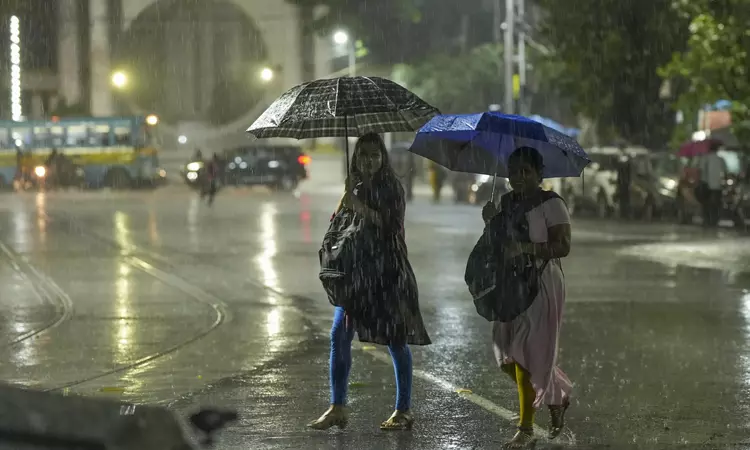 நள்ளிரவு 1 மணிவரை மழைக்கு வாய்ப்பு உள்ள மாவட்டங்கள்...? நள்ளிரவு 1 மணிவரை மழைக்கு வாய்ப்பு உள்ள மாவட்டங்கள்...?