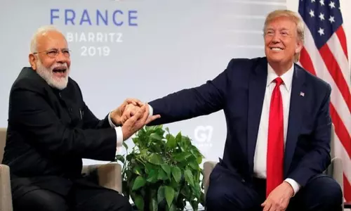 யானையுடன் எலி மோதுவது போல உள்ளது: 50 சதவீத வரி குறித்து அமெரிக்க நிபுணர் கருத்து