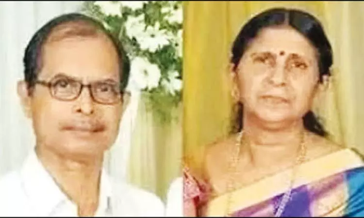 பூட்டிய வீட்டுக்குள் மந்திரியின் மருமகள், கணவர் எரிந்த நிலையில் சடலமாக மீட்பு பூட்டிய வீட்டுக்குள் மந்திரியின் மருமகள், கணவர் எரிந்த நிலையில் சடலமாக மீட்பு