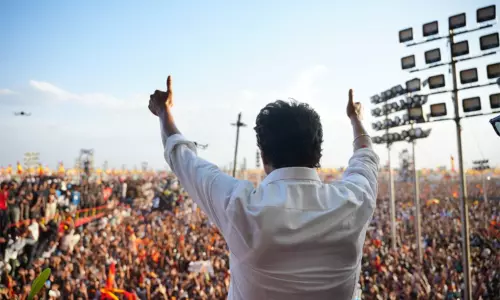 முதற்கட்ட சுற்றுப்பயணத்தை தொடங்கும் விஜய் - தவெக தலைமை ஆலோசனை முதற்கட்ட சுற்றுப்பயணத்தை தொடங்கும் விஜய் - தவெக தலைமை ஆலோசனை