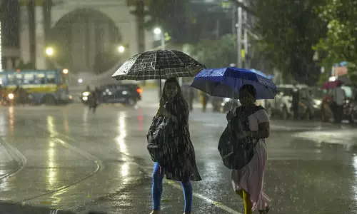 சென்னையின் பல்வேறு பகுதிகளில் கனமழை