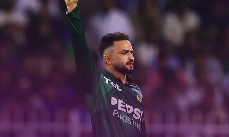 முத்தரப்பு டி20 தொடர்: யுஏஇ அணியை வீழ்த்தி பாகிஸ்தான் 2-வது வெற்றி முத்தரப்பு டி20 தொடர்: யுஏஇ அணியை வீழ்த்தி பாகிஸ்தான் 2-வது வெற்றி